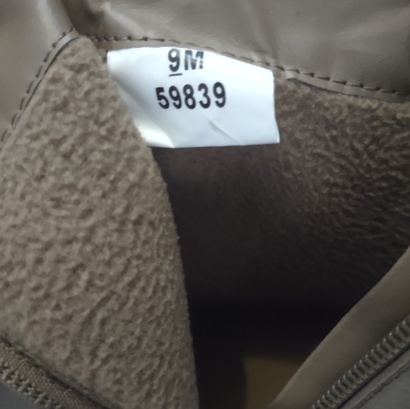 St Emile heeled boots like new - Picture 3 of 5